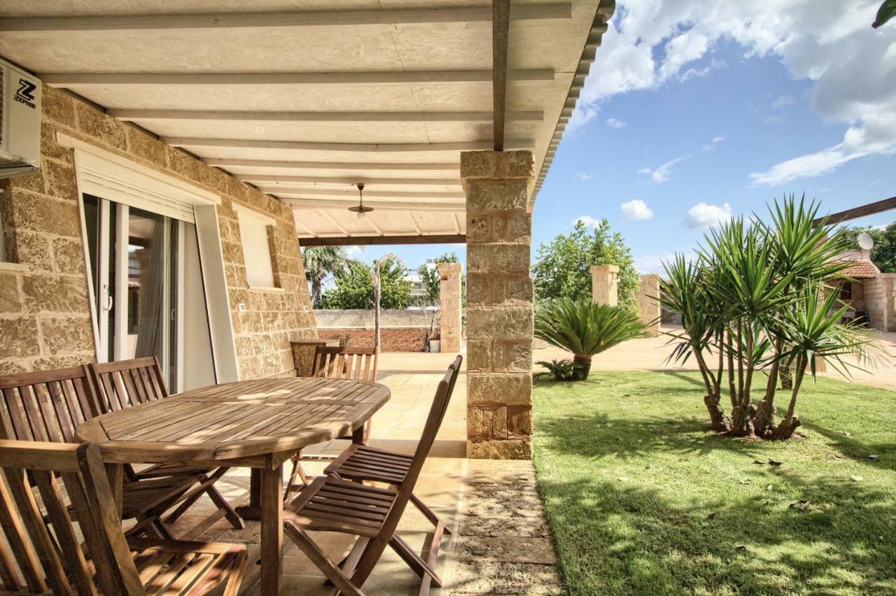 Tenuta De Masi Corsano  Buitenkant foto
